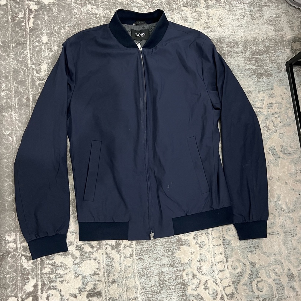 Men’s navy jacket. Worn very few times, perfect condition!